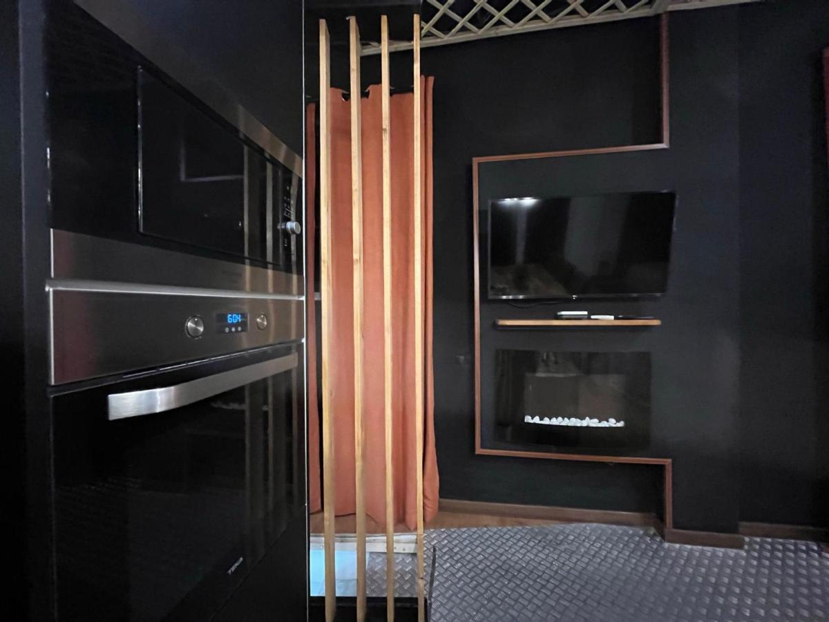 Chic4 Luxury Gran Via Daire Madrid Dış mekan fotoğraf